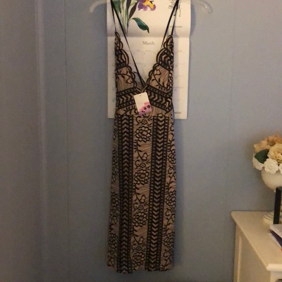 Black and Tan fitted dress - Picture 1 of 1